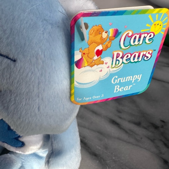 Pre Loved 2002 Small Care Bear with original tags - Picture 5 of 6